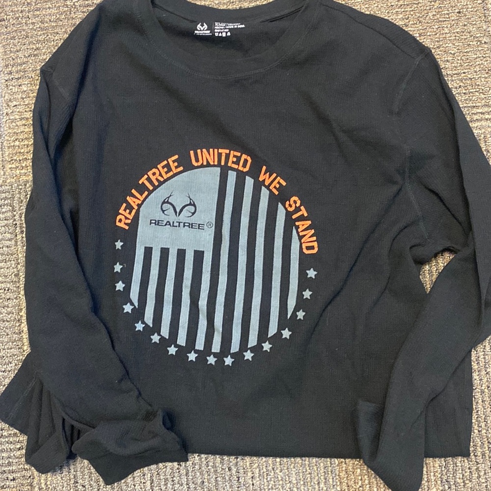NWOT Realtree thermal long sleeved tshirt